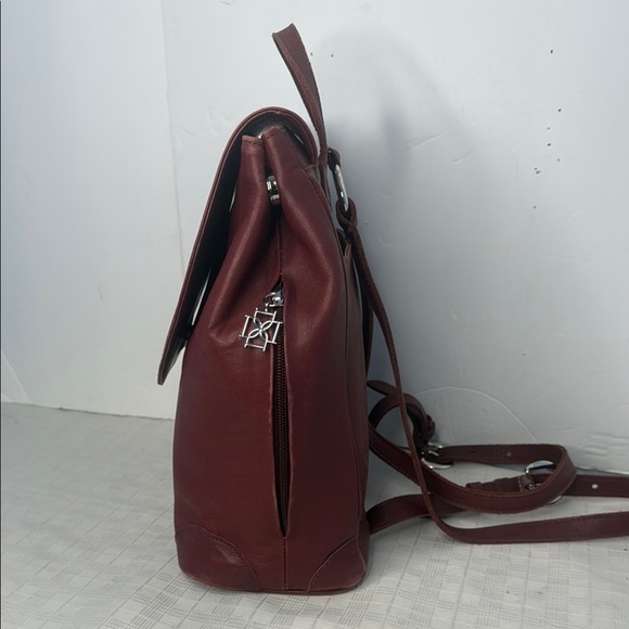 DOMINIE "THE TALIA" LEATHER BACKPACK in wine Burgundy - Picture 2 of 10